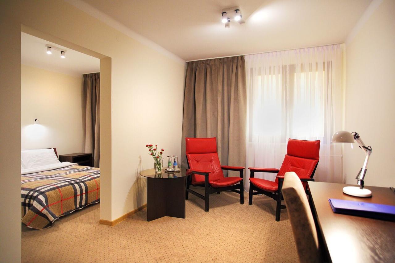 Inter Hotel Ostroleka  Bagian luar foto